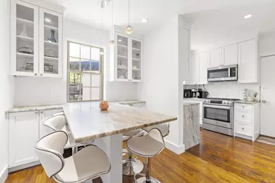 1490 Beacon St #4, Brookline, MA 02446 - Photo 6