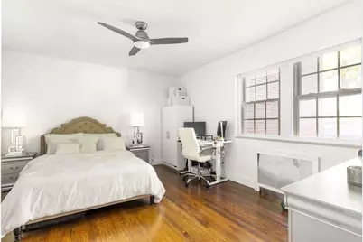 1490 Beacon St #4, Brookline, MA 02446 - Photo 10