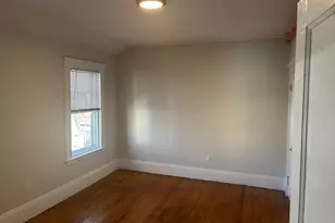 44 Essex St, Beverly, MA 01915 - Photo 8