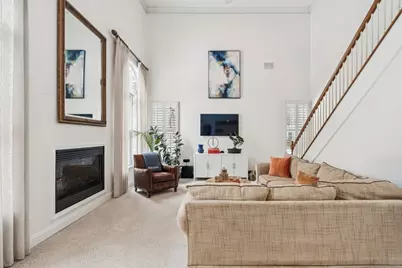 13 Makechnie Rd, Burlington, MA 01803 - Photo 4