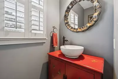 13 Makechnie Rd, Burlington, MA 01803 - Photo 14