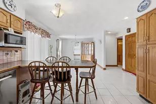 54 Edgemont Rd, Braintree, MA 02184 - Photo 22