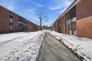 1 Longwood Dr, Andover, MA 01810 - Photo 2