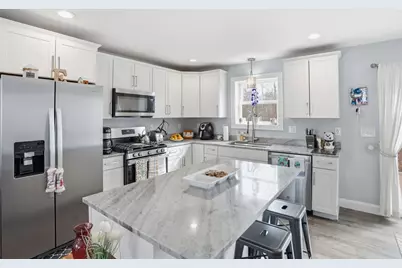 626 Sheridan St, Chicopee, MA 01020 - Photo 8