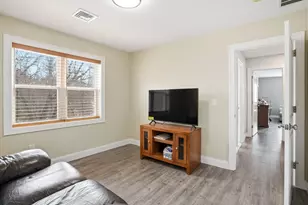 626 Sheridan St, Chicopee, MA 01020 - Photo 16