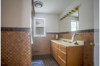 15 Beach St, Falmouth, MA 02536 - Photo 34