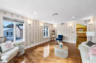 1086 North St Ext, Agawam, MA 01030 - Photo 10