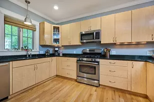 25 Union St, Northampton, MA 01060 - Photo 16