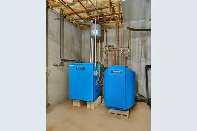 25 Union Street, Unit 2, Northampton, MA 01060 - Photo 32