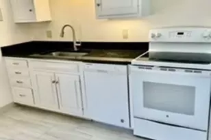 40 Village Rd, Middleton, MA 01949 - Photo 10