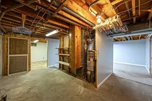 460 Irene St, Chicopee, MA 01020 - Photo 34