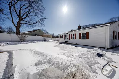460 Irene St, Chicopee, MA 01020 - Photo 8