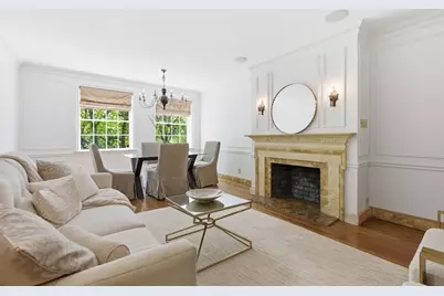 37 Beacon St #23, Boston, MA 02108 - Photo 4