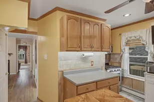 145 Hillman St, New Bedford, MA 02740 - Photo 6