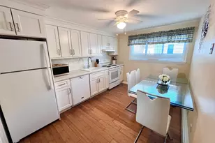 5 Woodcrest Ct, Weymouth, MA 02190 - Photo 4