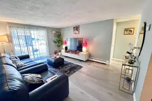 5 Woodcrest Ct, Weymouth, MA 02190 - Photo 8