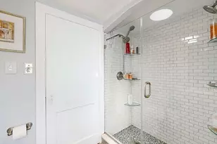 28 Walworth St, Worcester, MA 01602 - Photo 34