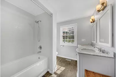 5 Weybridge Ln #5, Hopkinton, MA 01748 - Photo 8