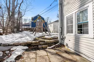 100 Burncoat St, Worcester, MA 01605 - Photo 32