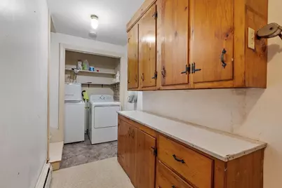 100 Burncoat St, Worcester, MA 01605 - Photo 34