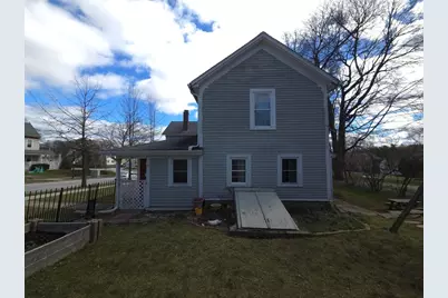 100 Burncoat St, Worcester, MA 01605 - Photo 4