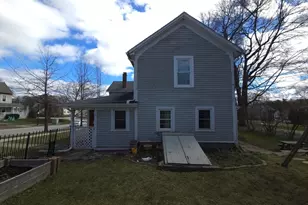 100 Burncoat St, Worcester, MA 01605 - Photo 4