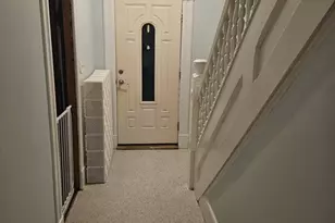 24 Hampden St, West Springfield, MA 01089 - Photo 8