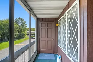 98 Fuller St, Ludlow, MA 01056 - Photo 4