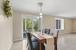 98 Fuller St, Ludlow, MA 01056 - Photo 8