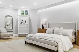 131 St Botolph St, Boston, MA 02115 - Photo 14