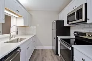 14 Maple Crest Cir, Holyoke, MA 01040 - Photo 1