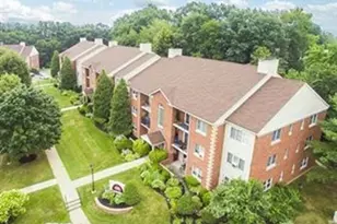 14 Maple Crest Cir, Holyoke, MA 01040 - Photo 12