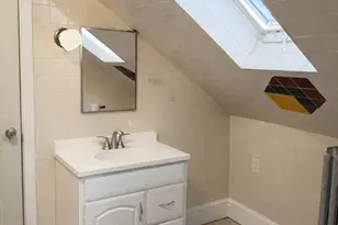 10 Orange St, Chelsea, MA 02150 - Photo 16