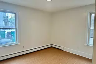 187 White St, Lowell, MA 01854 - Photo 30