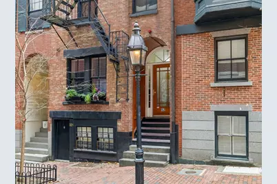 52 Temple Street, Boston, MA 02114 - Photo 2