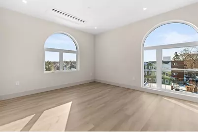 453 Franklin #303, Melrose, MA 02176 - Photo 4