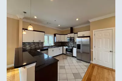 473 Revere Beach Pkwy, Revere, MA 02151 - Photo 8