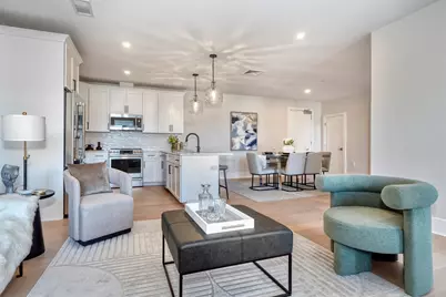 62 Foundry St #210, Wakefield, MA 01880 - Photo 4