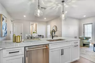 62 Foundry St, Wakefield, MA 01880 - Photo 6