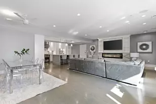 621 E 1st St, Boston, MA 02127 - Photo 2