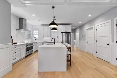 613 E 6th St #3, Boston, MA 02127 - Photo 6