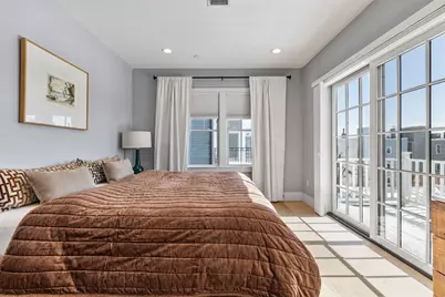 613 E 6th St #3, Boston, MA 02127 - Photo 18