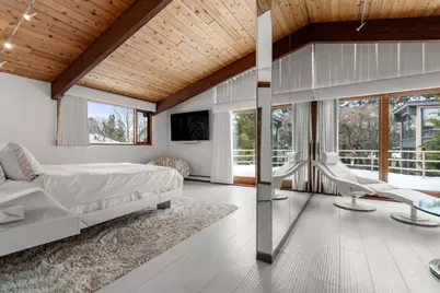 133 Oak Hill St, Newton, MA 02459 - Photo 10