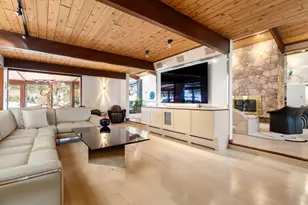 133 Oak Hill St, Newton, MA 02459 - Photo 8