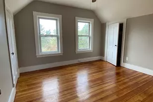 99 Mammoth Rd, Lowell, MA 01854 - Photo 4