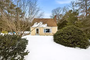 52 Birch St, Plymouth, MA 02360 - Photo 2