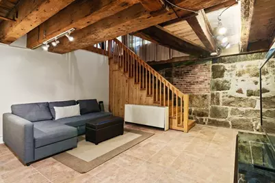 90 Commercial St #1A, Boston, MA 02109 - Photo 4