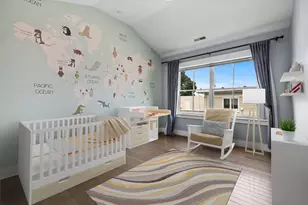 202 Rawson Rd, Brookline, MA 02445 - Photo 10