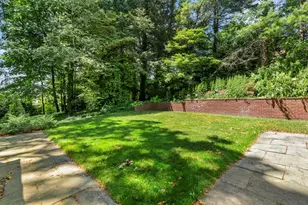 331 Heath St, Brookline, MA 02467 - Photo 30