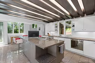 331 Heath St, Brookline, MA 02467 - Photo 10